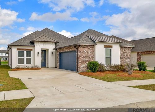 3113 Canewood Ln, Saint George, LA, 70810 | Card Image