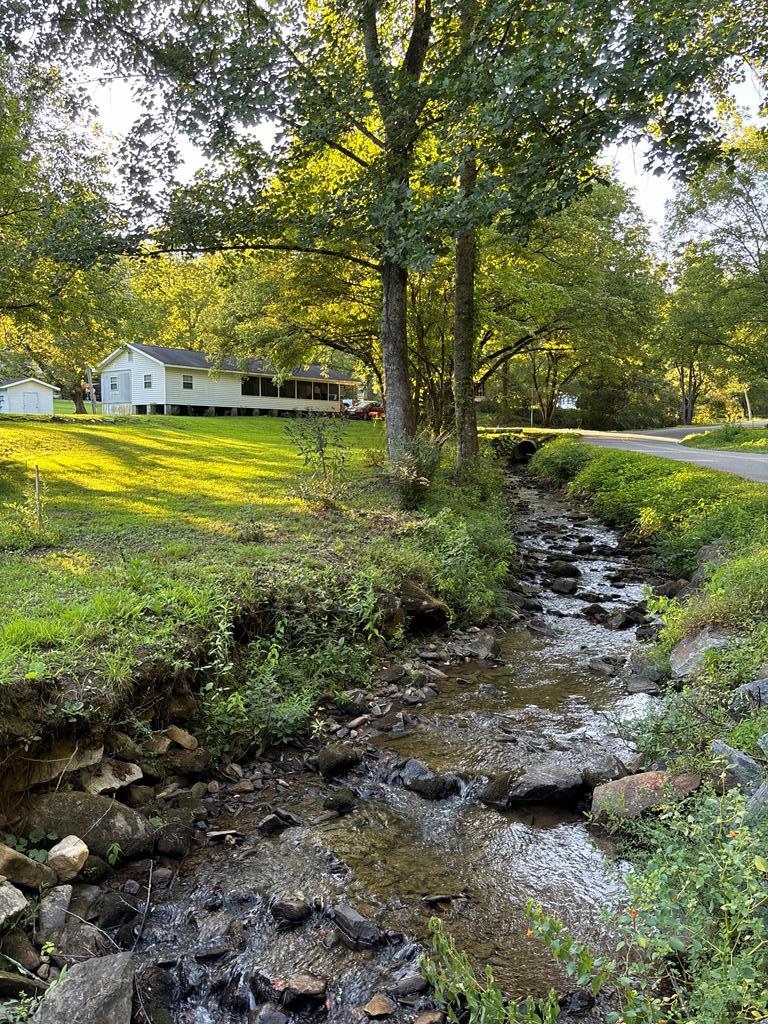 Beaver Creek Rd, Andrews, NC 28901