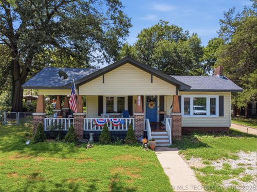 1620 E 4th St, Okmulgee, OK, 74447-3913 | Card Image