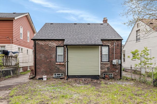 Rear of home | Image 24