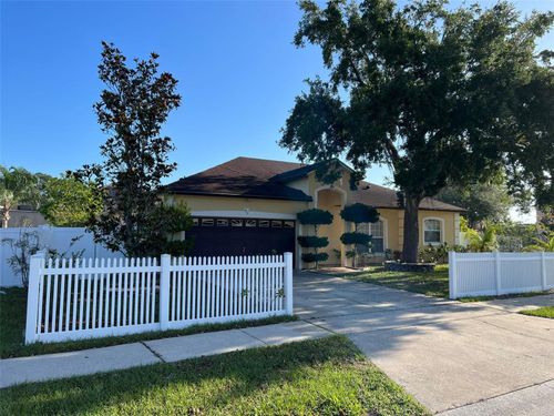 413 Marlberry Leaf Ave, KISSIMMEE, FL, 34758-3692 | Card Image