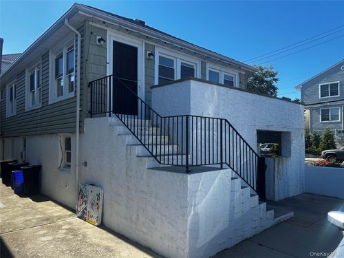 upper-105 Ohio Ave, Long Beach, NY, 11561-1127 | Card Image