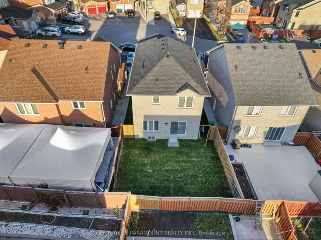 12 Hefferon Crt, House other with 6 bedrooms, 5 bathrooms and 4 parking in Brampton ON | Image 8