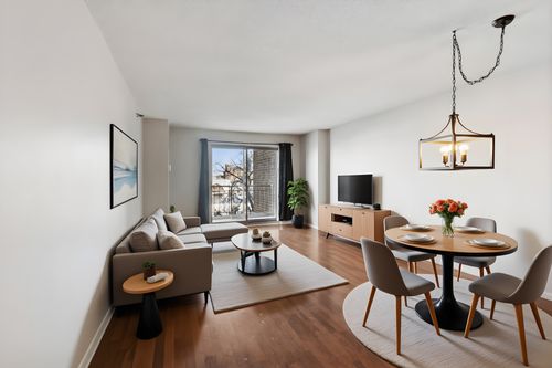 unit-215-401 S 1st St, Minneapolis, MN, 55401-2562 | Card Image