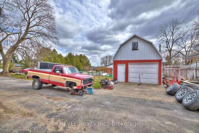 1317 Pelham St, House other with 3 bedrooms, 2 bathrooms and 6 parking in Pelham ON | Image 35