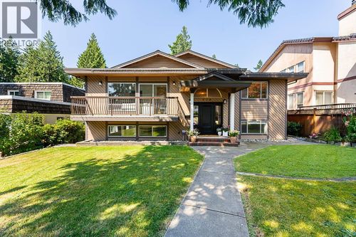 518 Roxham St, Coquitlam, BC, V3J4P3 | Card Image