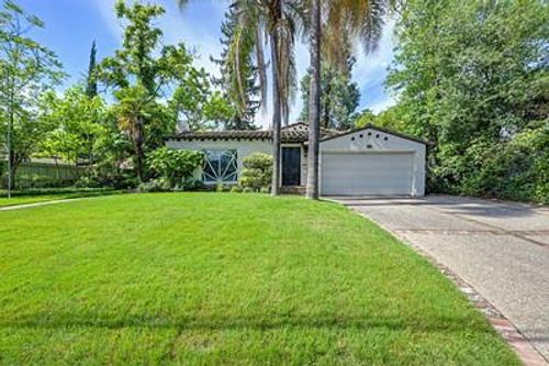 244 Folsom Road, Roseville, CA, 95678 | Card Image