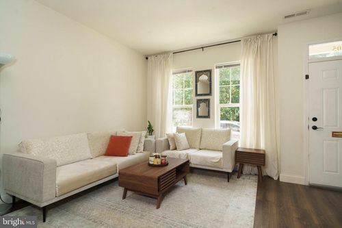 1205 Clymer St, PHILADELPHIA, PA, 19147-2642 | Card Image