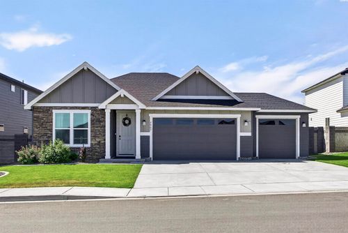 7963 Fortress St, West Richland, WA, 99353 | Card Image