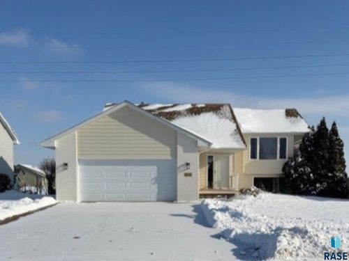 608 N Dubuque Ave Avenue, Sioux Falls, SD, 57110 | Card Image