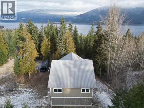 3970 Talin Pl, Eagle Bay, BC, V0E1T0 | Card Image