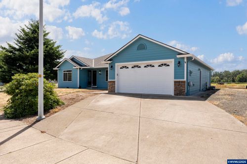 904 Isabel Dr, Jefferson, OR, 97352-9498 | Card Image
