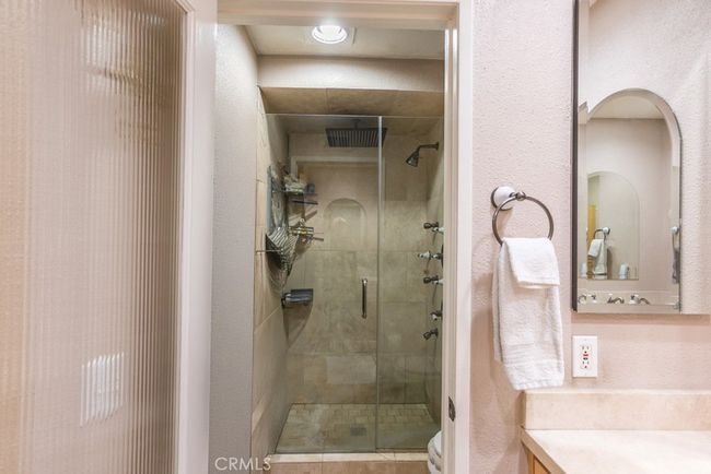 UNIT-25 - 25847 Mcbean Pkwy, Condo with 2 bedrooms, 2 bathrooms and 1 parking in Valencia CA | Image 19