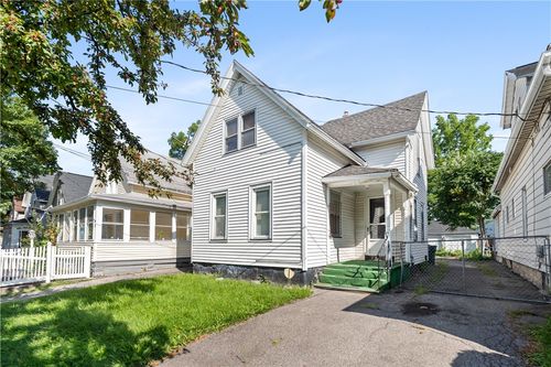 92 Wilbur St, Rochester, NY, 14611-2850 | Card Image
