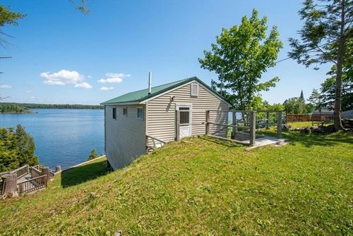 25 Bernier Lane, Harpswell, ME, 04079 | Card Image
