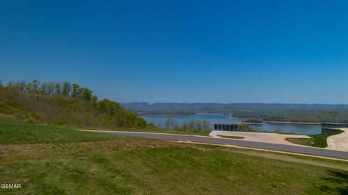 2251 Windswept Way, Morristown, TN, 37814-5321 | Card Image