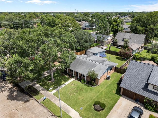 10815 Sagewillow Ln, House other with 4 bedrooms, 2 bathrooms and 2 parking in Houston TX | Image 28