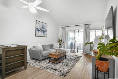 r202-95-802 Wikao St, Mililani, HI, 96789-7004 | Card Image