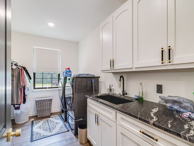 655 An County Road 403, Home with 3 bedrooms, 3 bathrooms and 3 parking in Palestine TX | Image 21