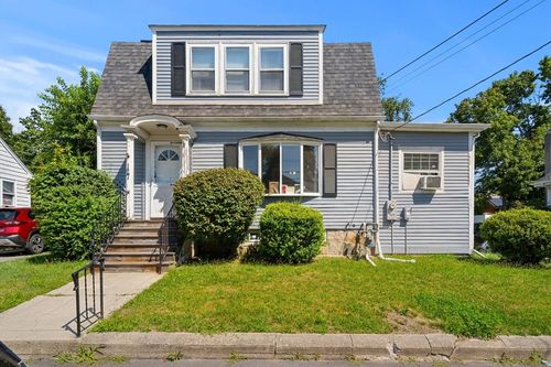 127 Hillberg Ave, Brockton, MA, 02301-6537 | Card Image