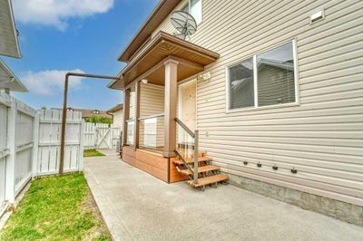 1 - 108 Juniper Rd, Home with 3 bedrooms, 2 bathrooms and 2 parking in Vulcan AB | Image 2