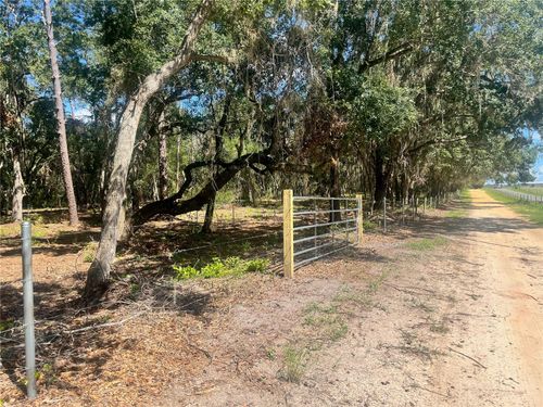 2 Sendcastle Dr, Groveland, FL, 34736 | Card Image