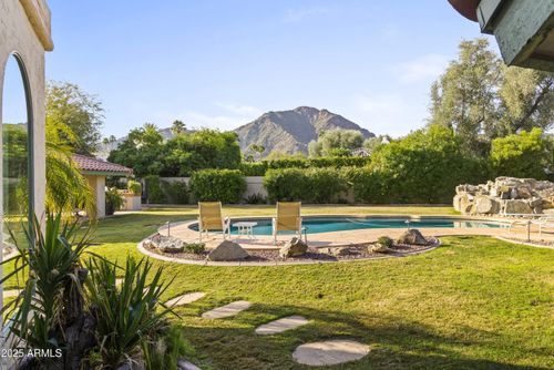 6131 E Naumann Dr, Paradise Valley, AZ, 85253-4295 | Card Image