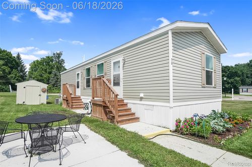 56 Arizona, Belleville, MI, 48111-8000 | Card Image