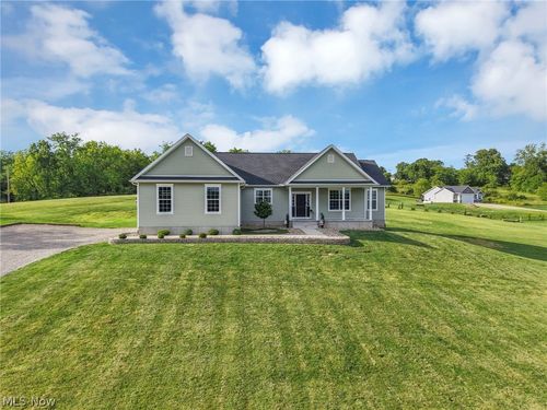 11505 Baird Rd, Mount Perry, OH, 43760-9649 | Card Image