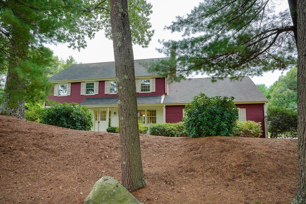 Willowgate Rise , Holliston, MA 01746