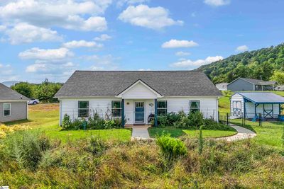 155 Kershaw Drive, House other with 2 bedrooms, 1 bathrooms and 1 parking in Landrum SC | Image 1