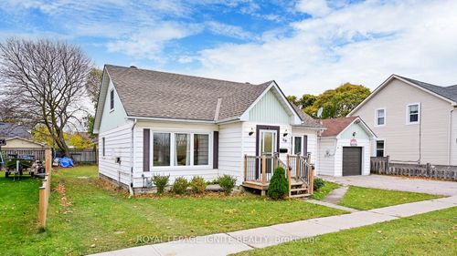 48 Moberly St, Collingwood, ON, L9Y3W9 | Card Image