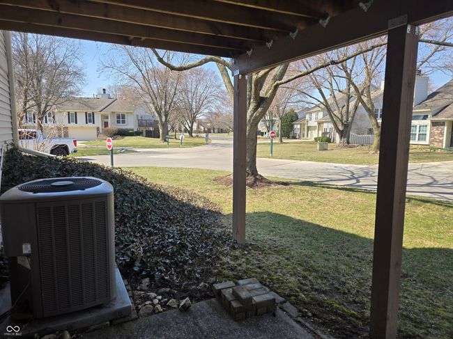 7629 Farm View Cir W, Condo with 2 bedrooms, 2 bathrooms and null parking in Indianapolis IN | Image 39