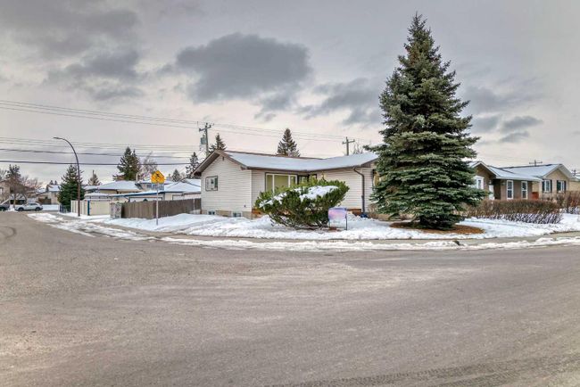 504 Penworth Drive Se, Home with 7 bedrooms, 3 bathrooms and 3 parking in Calgary AB | Image 41