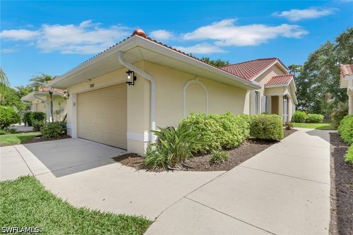 7081 Lone Oak Blvd, NAPLES, FL, 34109-8875 | Card Image