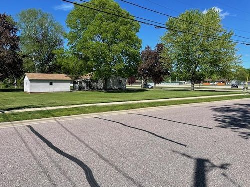 405 Hemlock St, SAUK CITY, WI, 53583-1104 | Card Image