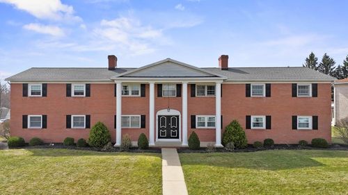 823 Red Oak Trl, Mansfield, OH, 44904-1851 | Card Image