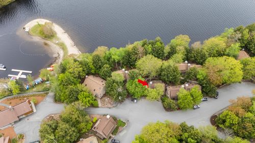 21 Pleasant Dr, Grantham, NH, 03753-3502 | Card Image