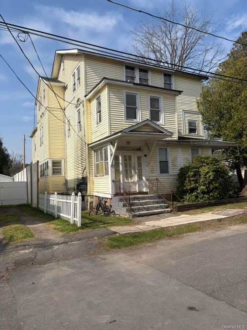 15 Tuthill Ave, Ellenville, NY, 12428-2238 | Card Image