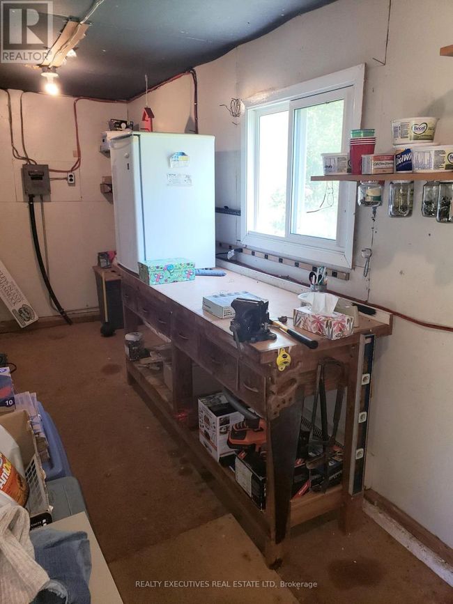 7 B1 Rd, House other with 3 bedrooms, 2 bathrooms and 3 parking in Lombardy ON | Image 12