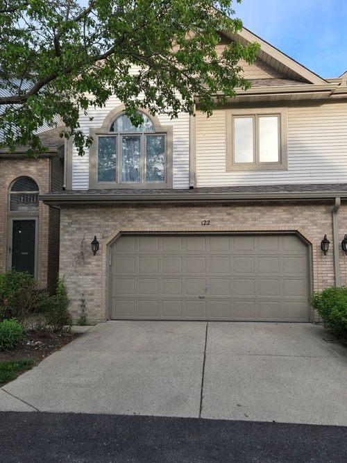 122 Schiller Pl, Itasca, IL, 60143-2905 | Card Image