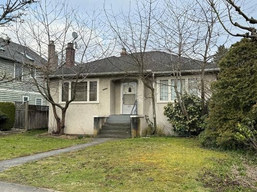 8504 Montcalm St, Vancouver, BC, V6P4P7 | Card Image