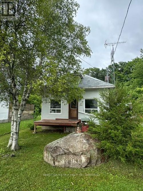 67 Osborne Street, Gananoque, ON, K7G2N4 | Card Image