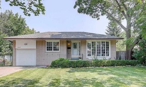 1269 Montclair Dr, Oakville, ON, L6H1Z3 | Card Image