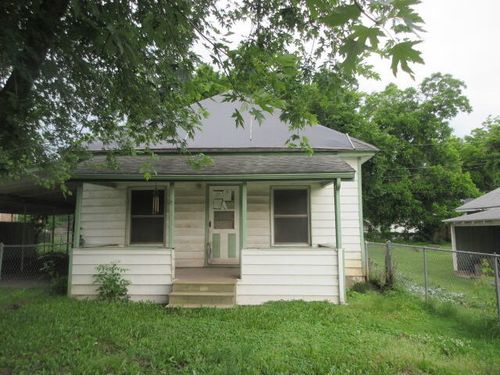 423 G Street Ne, Miami, OK, 74354 | Card Image