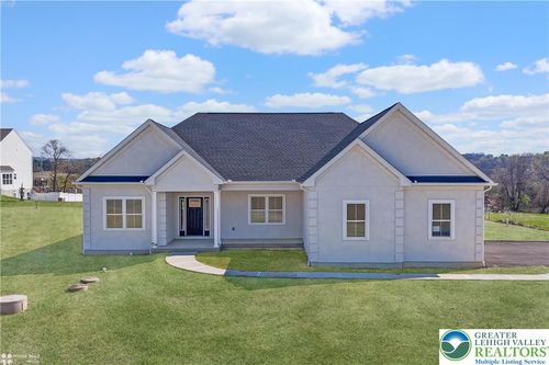 448 Long Lane Rd, WALNUTPORT, PA, 18088 | Card Image