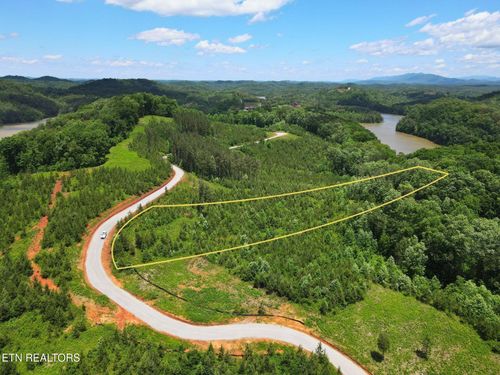 2070 Winding Tr, Vonore, TN, 37885 | Card Image
