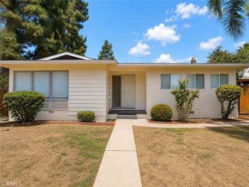 17030 Celtic St, Granada Hills, CA, 91344-4915 | Card Image