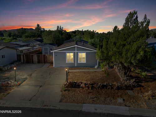 130 Lofty View Dr, Sun Valley, NV, 89433-8333 | Card Image