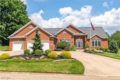 6516 Shenandoah Ave Nw, Canton, OH, 44718-3945 | Card Image